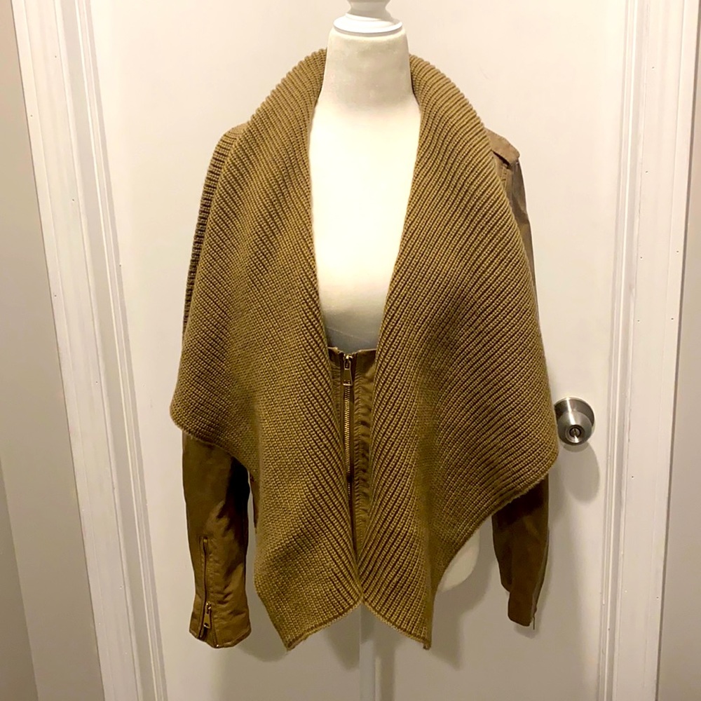 Brown fall/winter sweater jacket